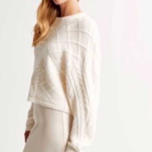 Abercrombie & Fitch Cable Crew Dolman‎ Sweater Tan/Grey S/M Nwt - Picture 3 of 6